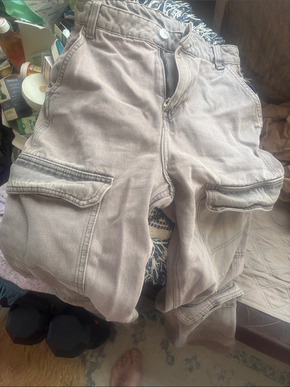 H&M Boyfriend Cargo Jeans in Faded Beige